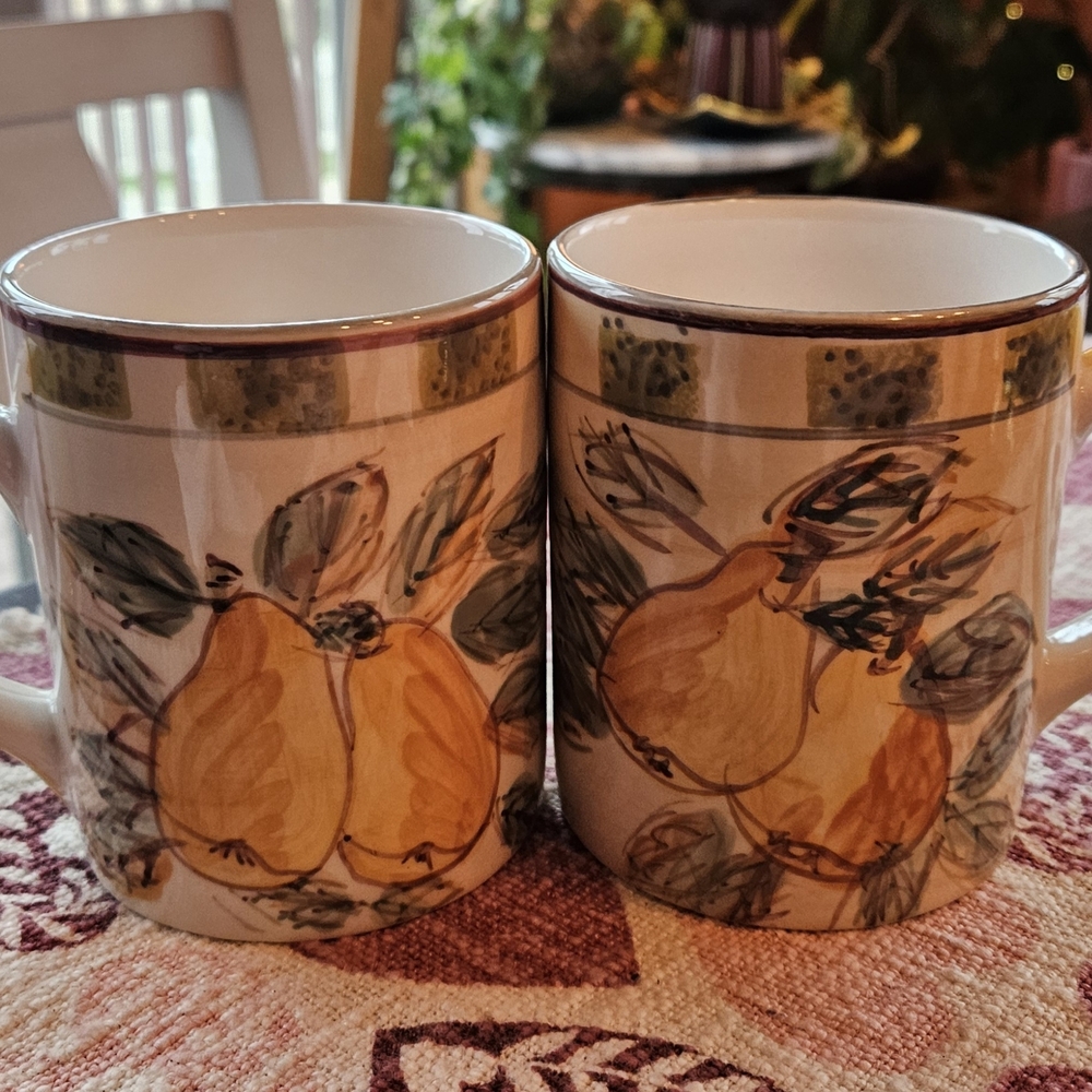 Two Vintage Royal Norfolk Ceramic Pear Coffee Tea Mugs Hard to Find
